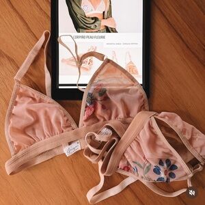 Flor de Guga Lenceria de Disero Floral Bralette